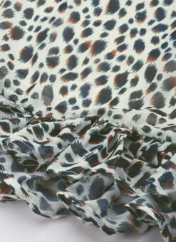 Cream N Black Georgette Digital Print Kurta Set After Six Wear -C Bazaar Shop Cream N Black Georgette Digital Print Kurta Set KSBS02104190 rrc3