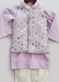Lavender Cotton Mirror Embroidery Bandi Set