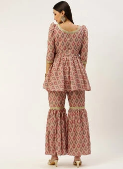 Top From Multicolored Digital Printed Georgette Co Ords Set After Six Wear -C Bazaar Shop Multicolored Digital Printed Georgette Co Ords Set IWBS02211225 b