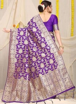 Violet Color Zari Weaving Patola Silk Saree Festive Wear 7 Violet Color Zari Weaving Patola Silk Saree Festive Wear -C Bazaar Shop Violet Color Zari Weaving Patola Silk Saree SASOM11156 b