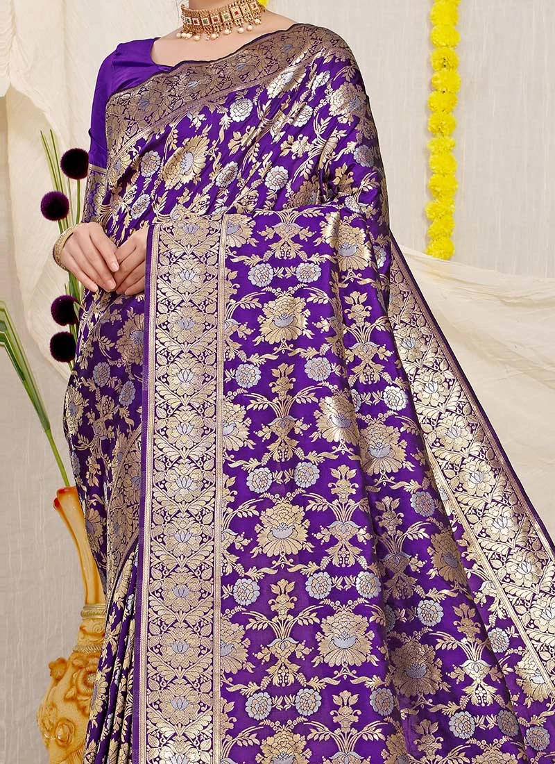 Violet Color Zari Weaving Patola Silk Saree Festive Wear 1 Violet Color Zari Weaving Patola Silk Saree Festive Wear