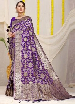 Violet Color Zari Weaving Patola Silk Saree Festive Wear 6 Violet Color Zari Weaving Patola Silk Saree Festive Wear -C Bazaar Shop Violet Color Zari Weaving Patola Silk Saree SASOM11156 u