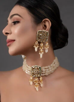 Cream Choker Set With Earrings Party Wear 5 Cream Choker Set With Earrings Party Wear -C Bazaar Shop cream choker set with earrings jyndfemnls062 b