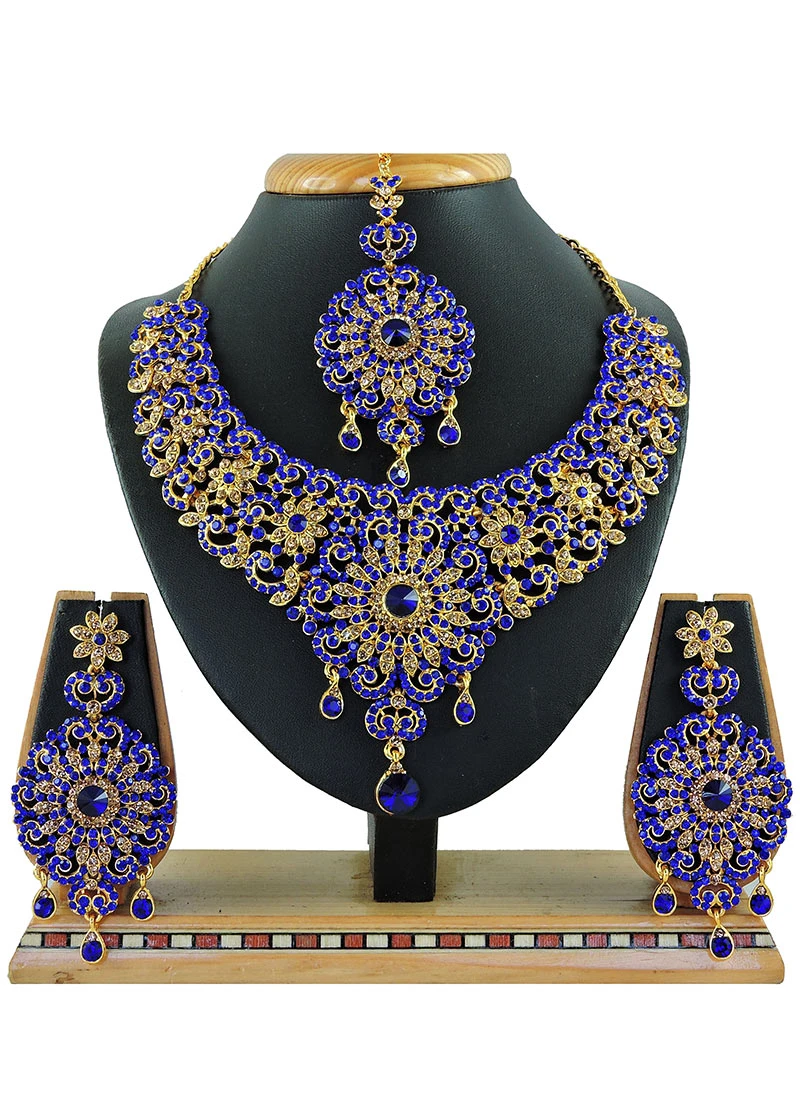 Designer Blue Stones Heavy Pendent Necklace Set Party Wear 2 Designer Blue Stones Heavy Pendent Necklace Set Party Wear - Image 2
