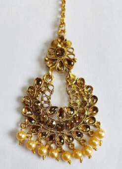 Gold Kundan Chaandbali Style Mangtikka Festive Wear