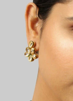 Golden Alloy Kundan Necklace Wedding Wear