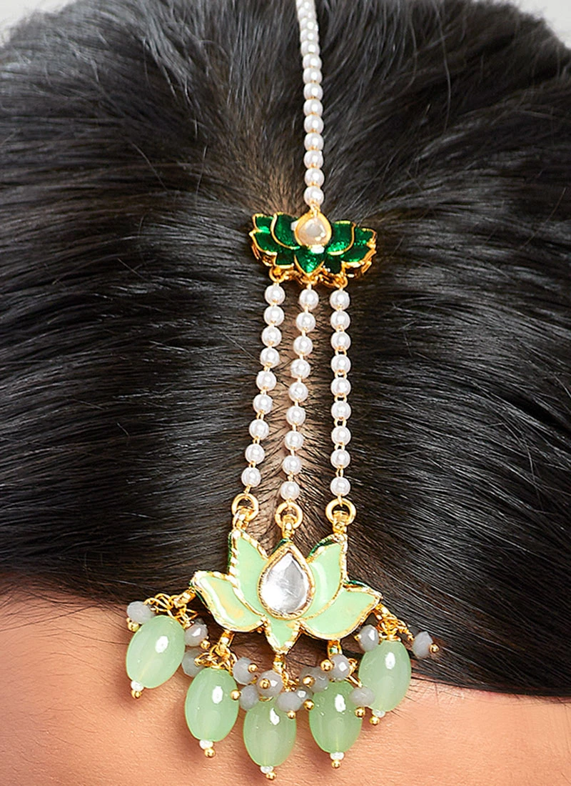 Green Alloy Kundan Polki Mangtikka Party Wear 3 Green Alloy Kundan Polki Mangtikka Party Wear - Image 3