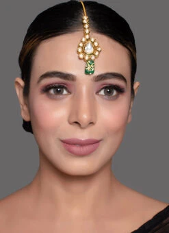 Green Kundan N Bead Mangtikka Party Wear 5 Green Kundan N Bead Mangtikka Party Wear -C Bazaar Shop green kundan n bead mangtikka hejdfemdw022 b