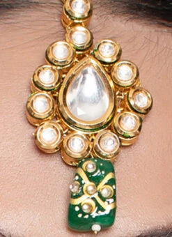 Green Kundan N Bead Mangtikka Party Wear