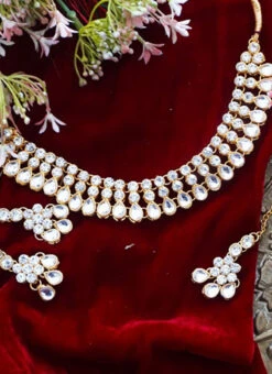 Kundan White Line Necklace Set Party Wear