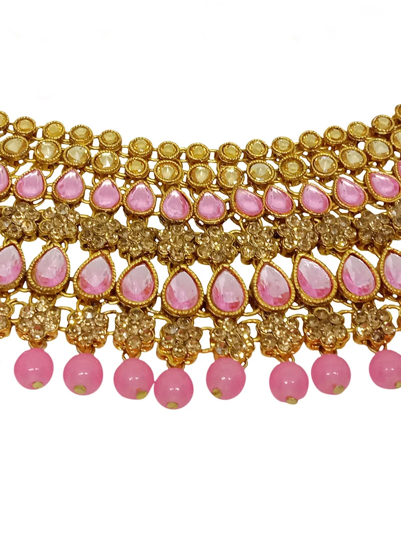 Pink Alloy Kundan Necklace Set With Earrings N Mangtika Party Wear 1 Pink Alloy Kundan Necklace Set With Earrings N Mangtika Party Wear