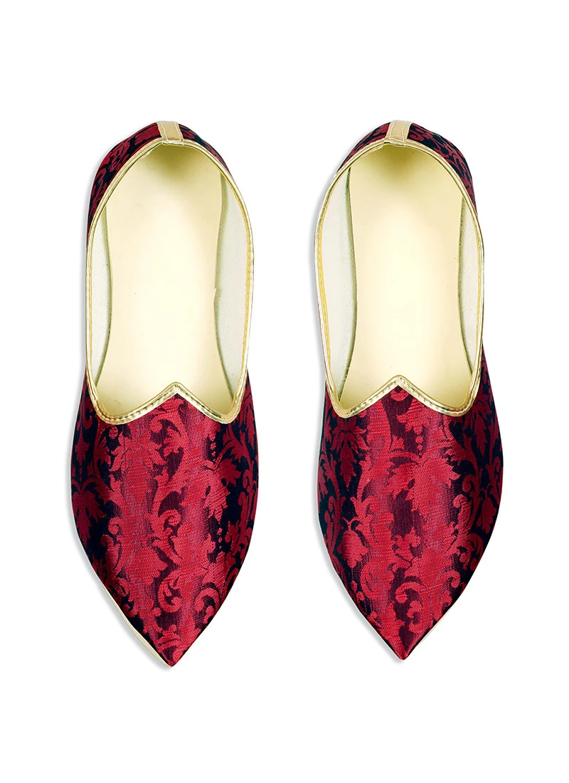 Red Faux Leather Embroidered Mojri 3 Red Faux Leather Embroidered Mojri - Image 3