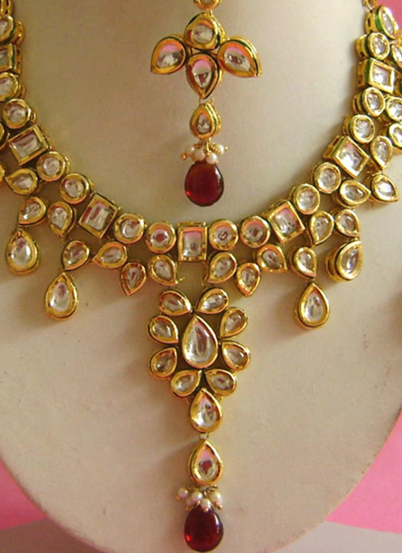 Red N White Necklace Set Wedding Wear 1 Red N White Necklace Set Wedding Wear