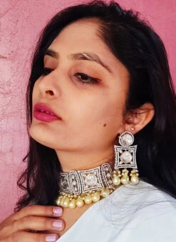 Vicotira Chunky Golden Plated Choker Party Wear -C Bazaar Shop vicotira chunky golden plated choker jyddrj111933h b