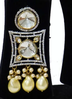 Vicotira Chunky Golden Plated Choker Party Wear