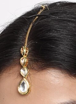 White Alloy Mangtikka Party Wear -C Bazaar Shop white alloy mangtikka hejsrra38008 b