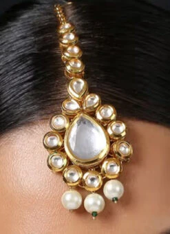 White Kundan Designer Mangtikka Party Wear