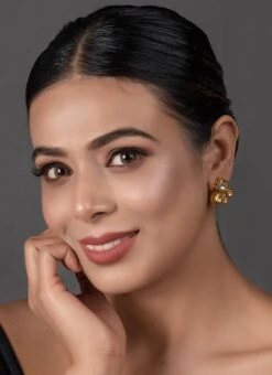 White Kundan Stud Earrings Party Wear -C Bazaar Shop white kundan stud earrings erdfemnw003 b