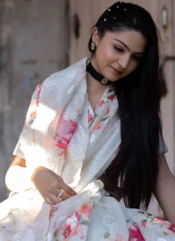 White Soft Silk Printed Work Saree After Six Wear 7 White Soft Silk Printed Work Saree After Six Wear -C Bazaar Shop white soft silk printed work saree sasrialy08b b