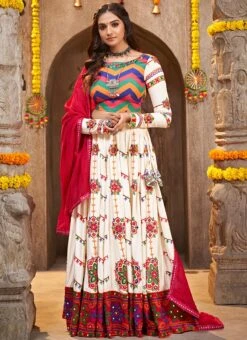 White Viscose Rayon Kutch And Mirror Work Chaniya Choli Festive Wear -C Bazaar Shop white viscose rayon kutch and mirror work chaniya choli ghsom2334 u