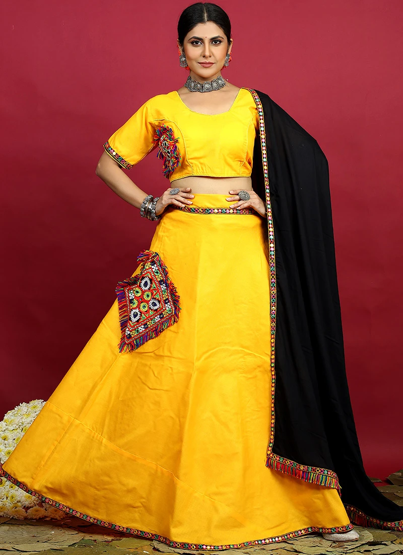 Yellow Blended Kutch N Mirror Work Chaniya Choli Festive Wear 3 Yellow Blended Kutch N Mirror Work Chaniya Choli Festive Wear - Image 3