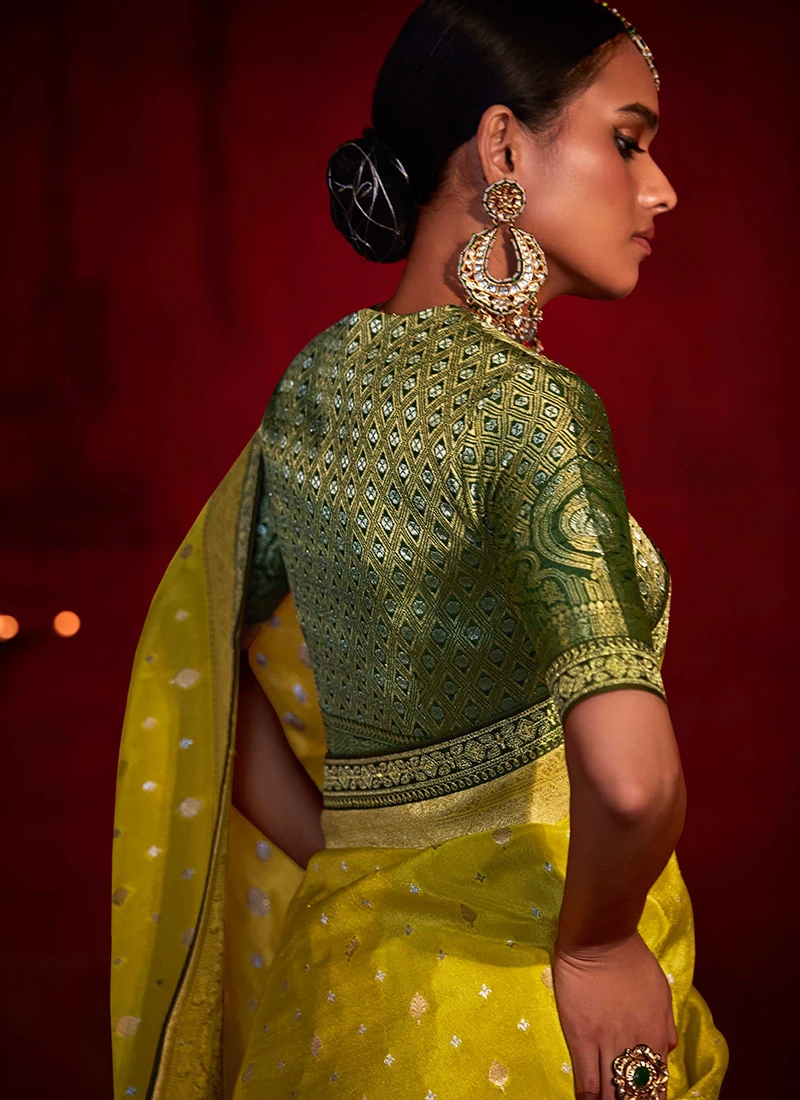 Yellow Zari Woven Banarasi Silk Saree Festive Wear Party Wear 4 Yellow Zari Woven Banarasi Silk Saree Festive Wear Party Wear - Image 4